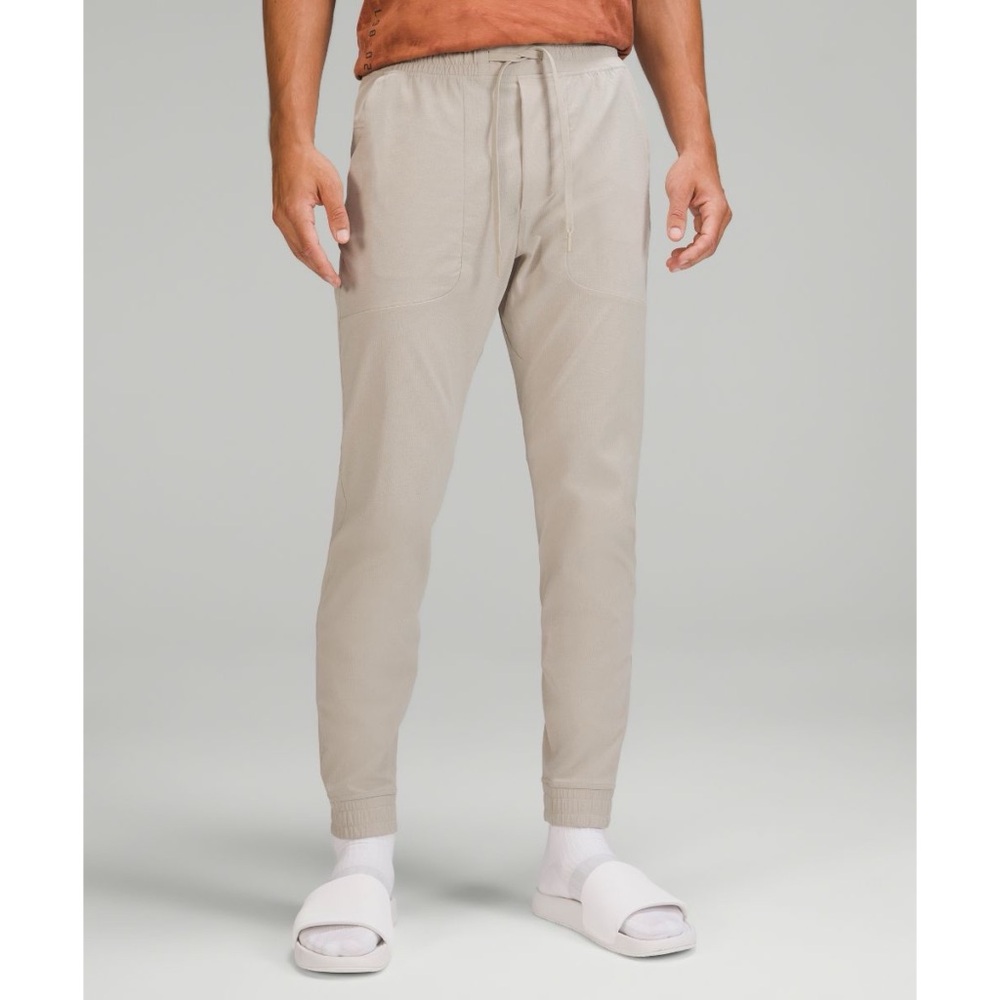 Lululemon Athletica ABC Jogger WovenAir in Gray-Tan Men’s Size XL